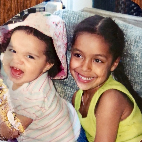 Meet your Posher, Alison - Picture 1 of 1